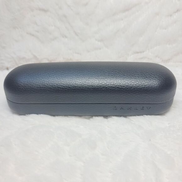 Oakley Authentic Hard Clamshell Case Sunglasses Eyeglasses Unisex Black - Picture 1 of 9